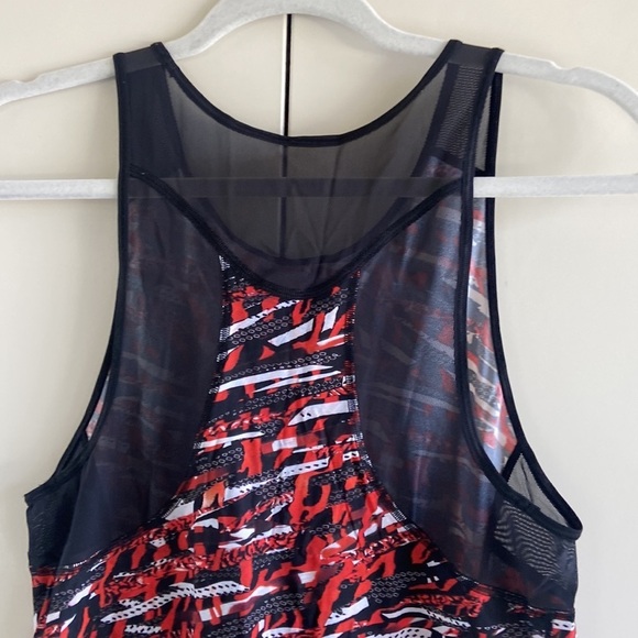 Lululemon Seawheeze 2018 Sculpt Tank EUC - Picture 9 of 10
